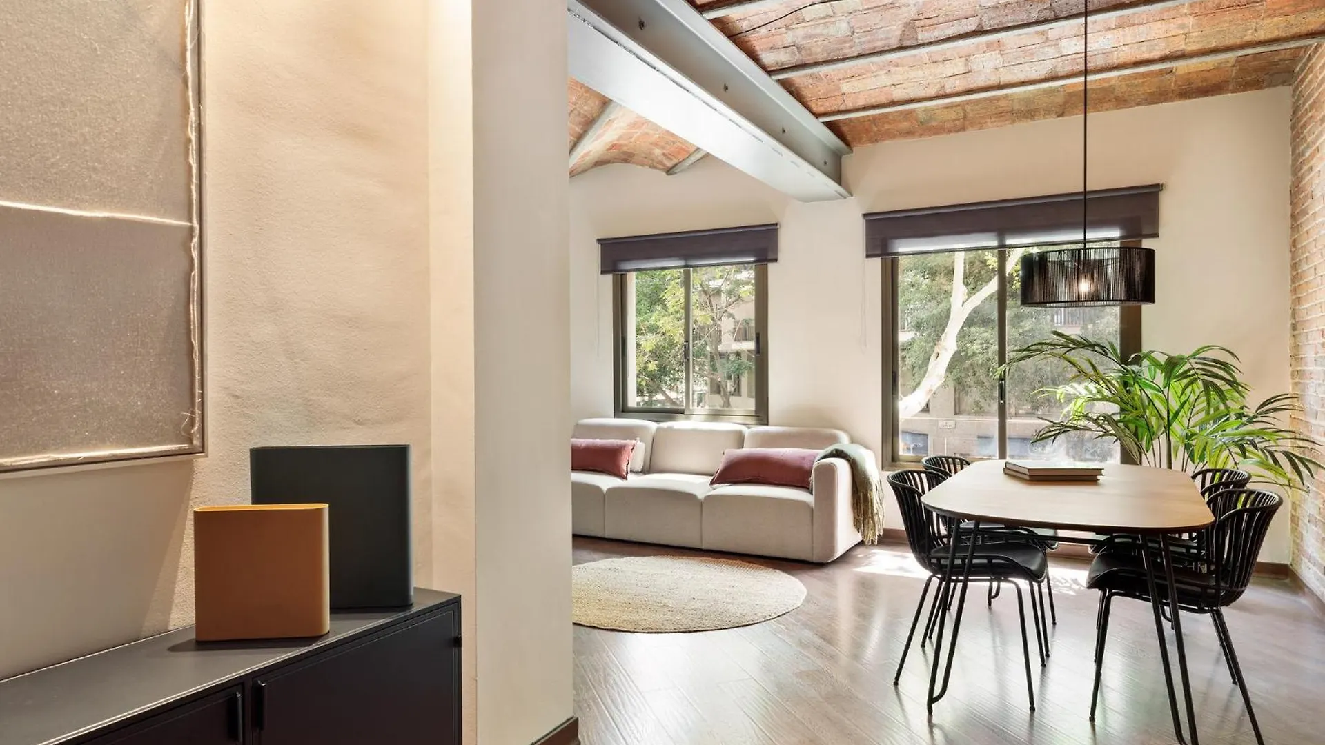Enjoy Apartments Urban Retreat Valencia 4 Barcelona Spain